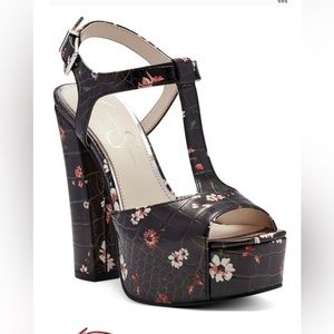 New in box! Jessica Simpson platform black multi Tstrap crocodile
